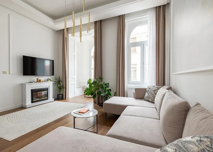Luxurious N' Elegant Opera In The Heart Of Апартаменты Будапешт